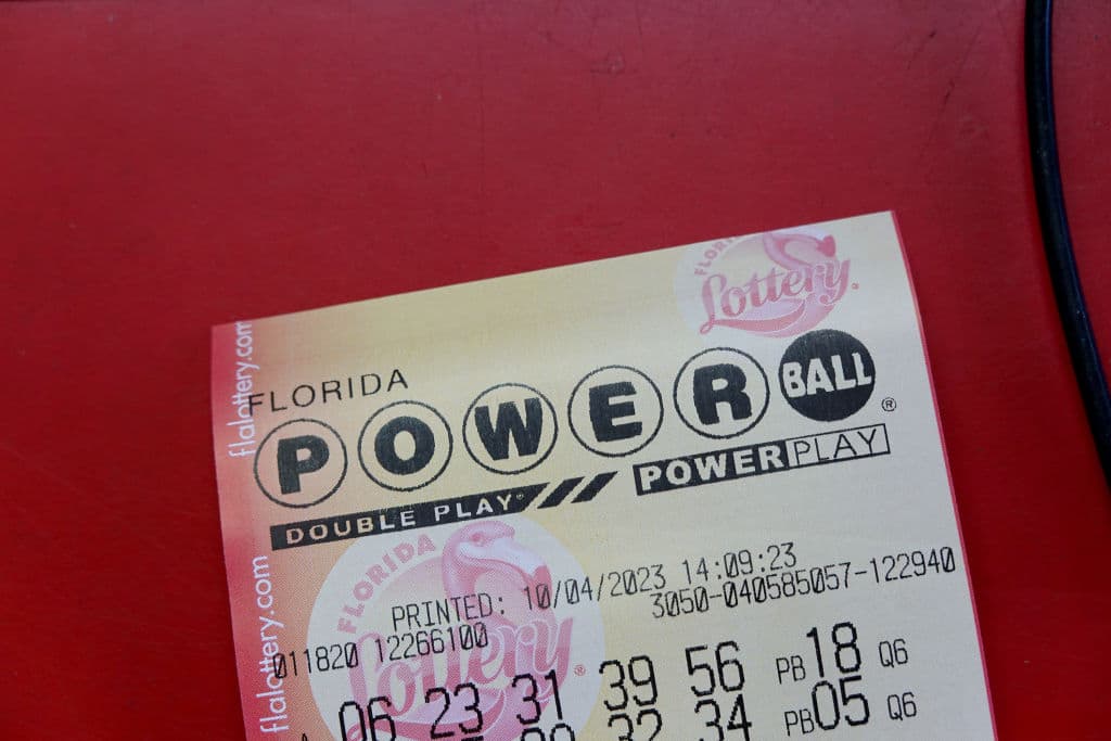 Powerball números ganadores: mira el resultado del sorteo del 8 de noviembre; el acumulado sube a 220 millones