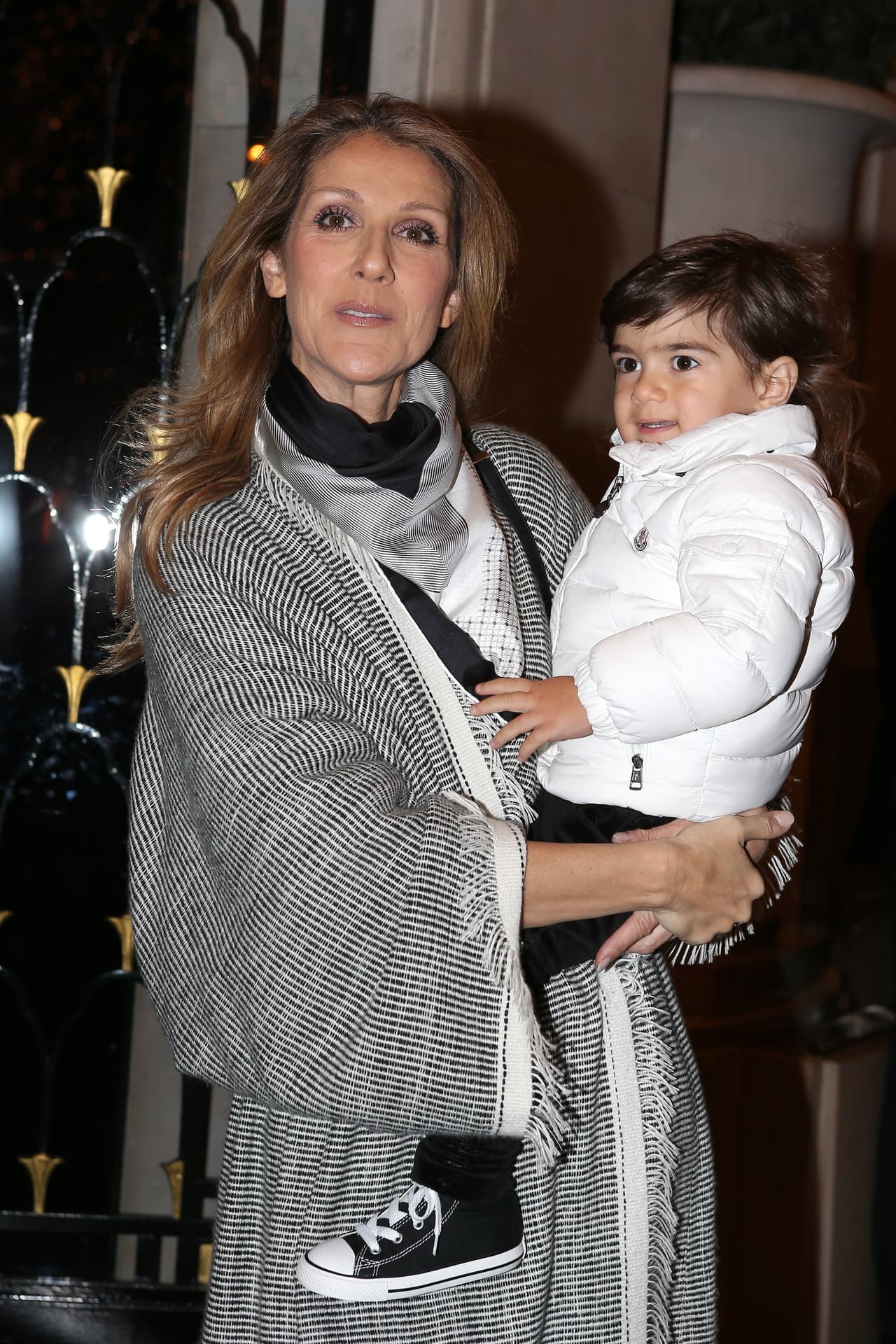 Todos estos acontecimientos han llenado a la familia de mucho amor y alegría a través de los años.