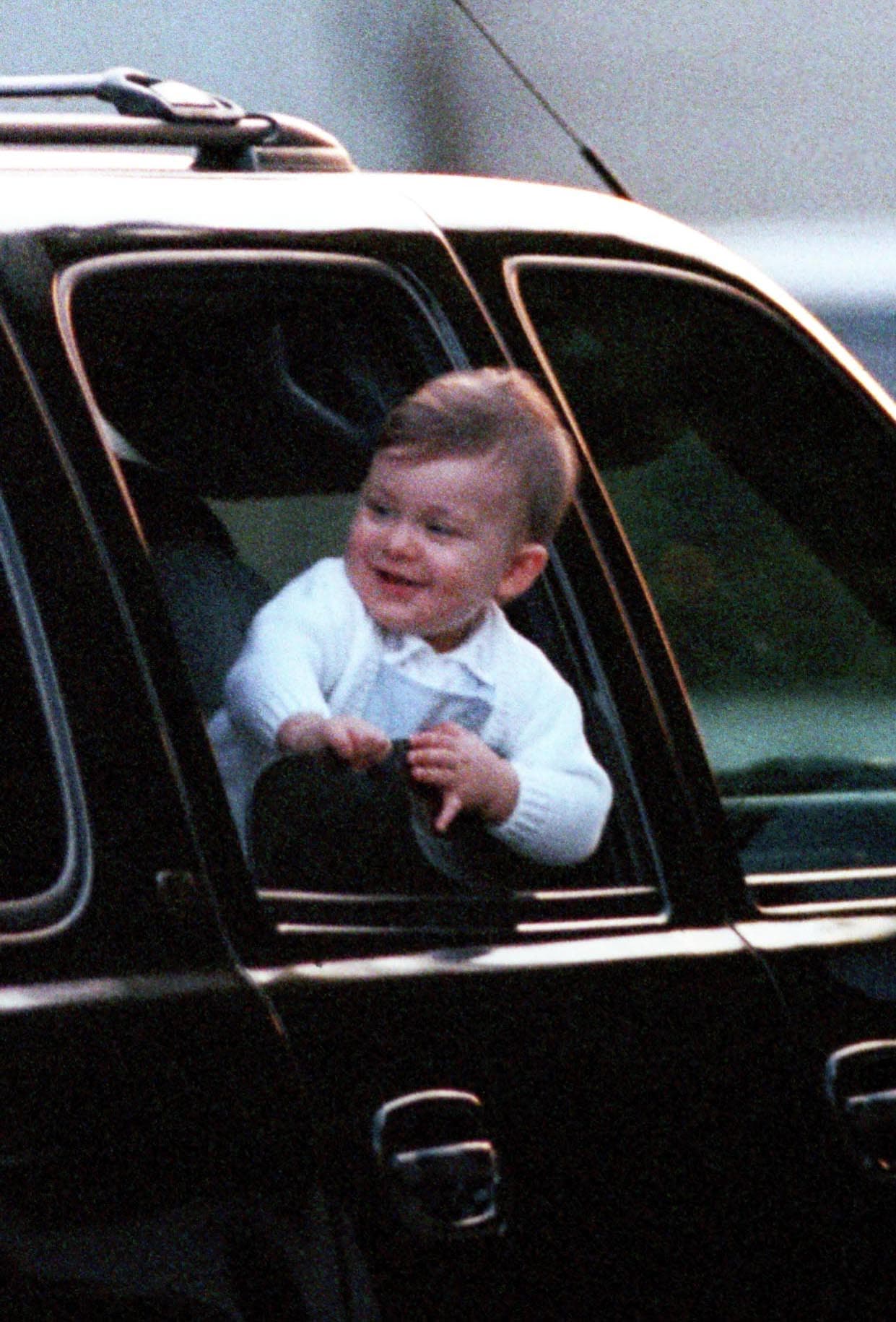 Se le nota en la carita que es un bebé muy feliz.