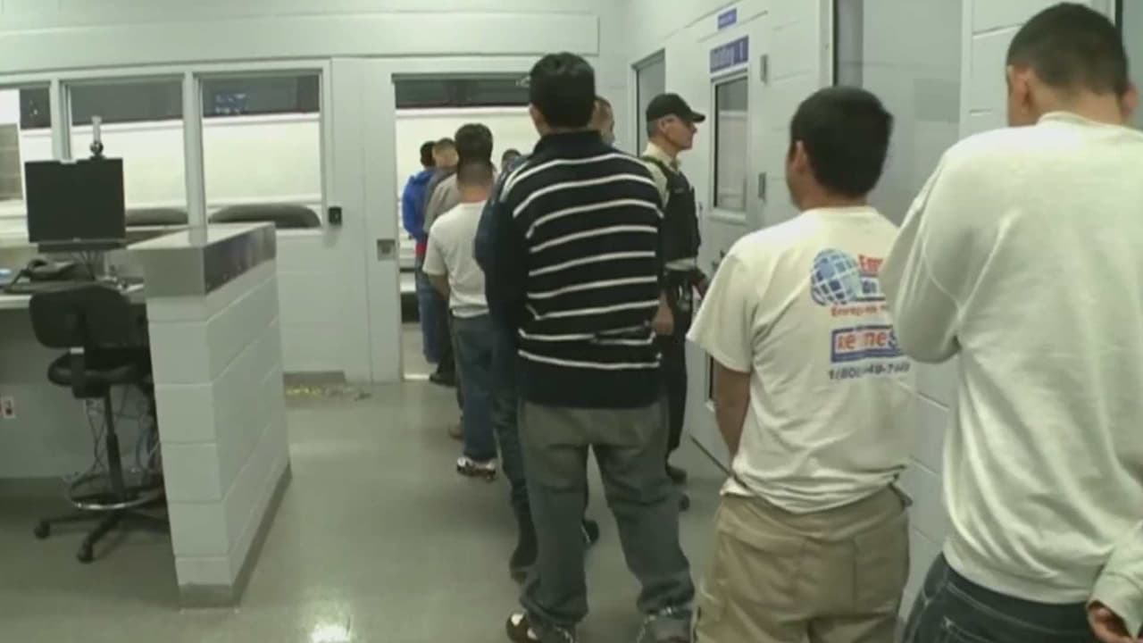 Hablemos de inmigración | Siete de cada diez inmigrantes detenidos carecen de antecedentes criminales