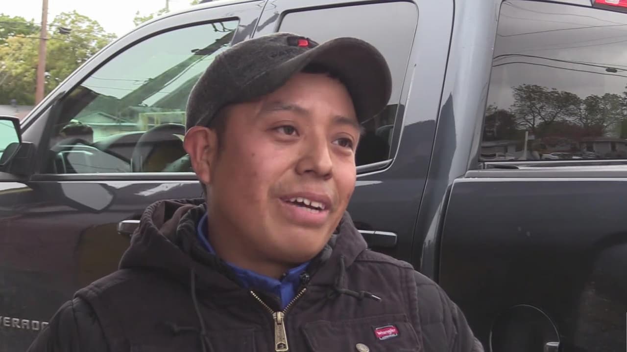 Aumenta la nostalgia entre hispanos durante Navidad por estar lejos de su familia