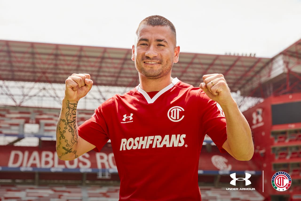 Uniforme de local del Toluca para el Apertura 2022 y Clausura 2023.