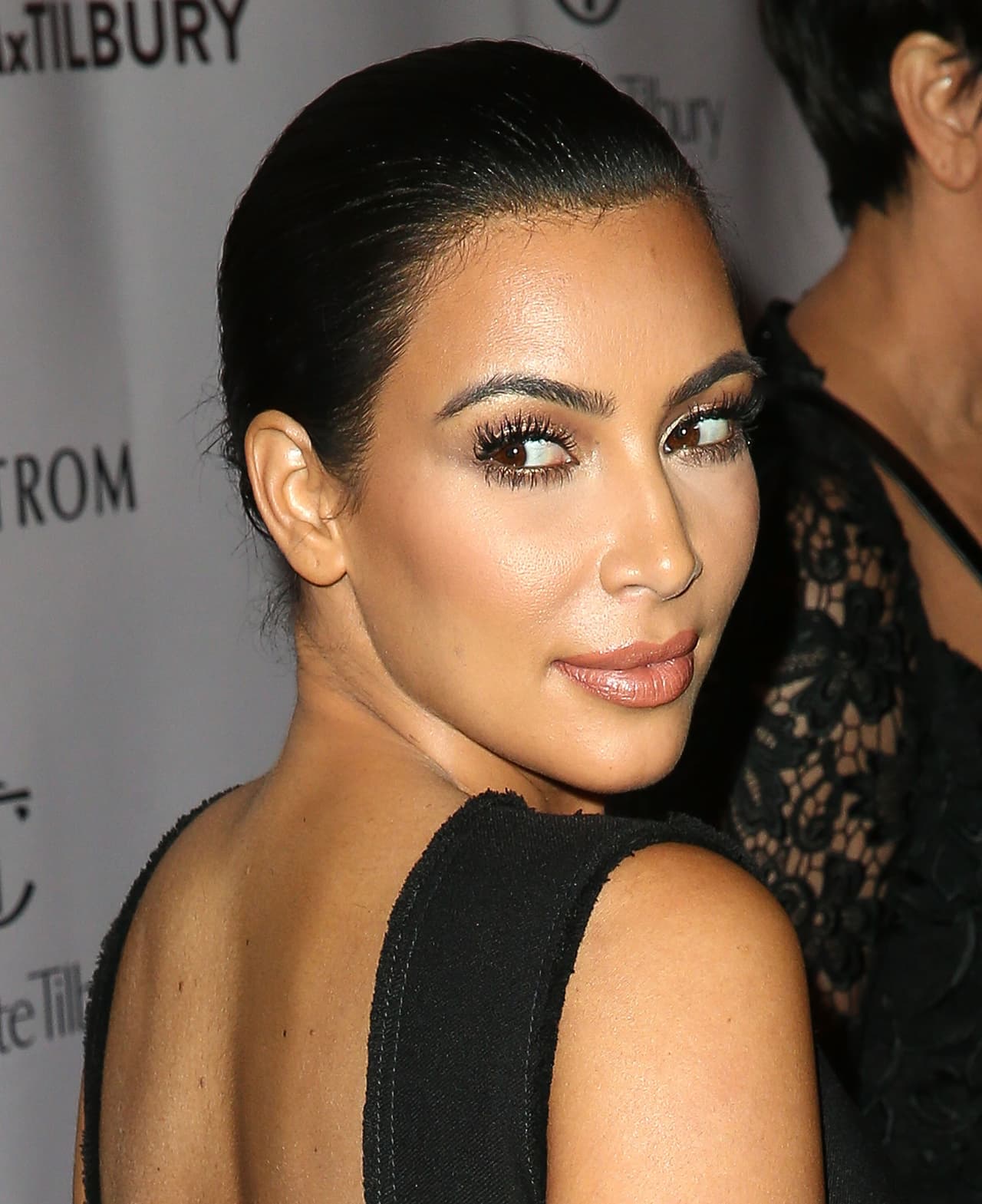 Nada mejor que crear sus propios emojis para estar a la moda, ¿no crees?