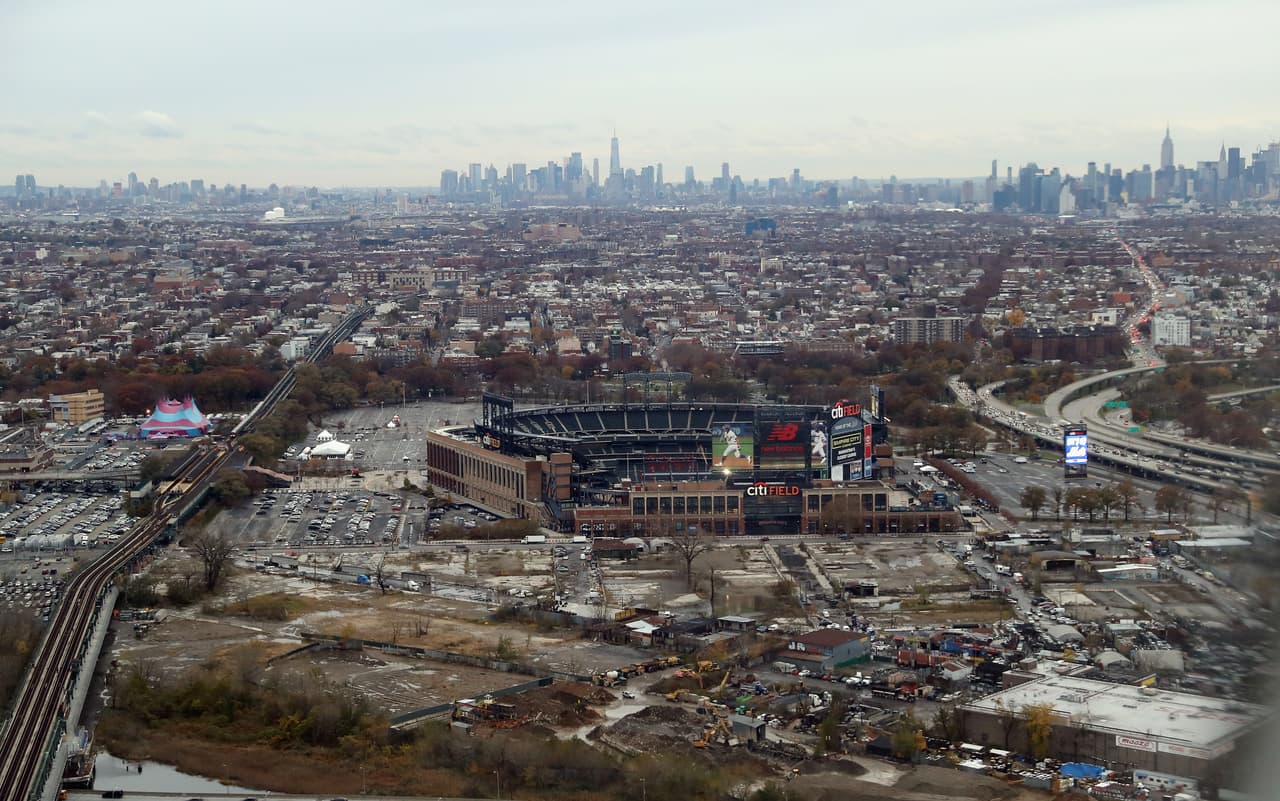 El 50% de la vacuna se reservará para los residentes de Queens que cumplan los requisitos, mientras que el otro 50% será para los taxistas y los trabajadores del sector de comida.