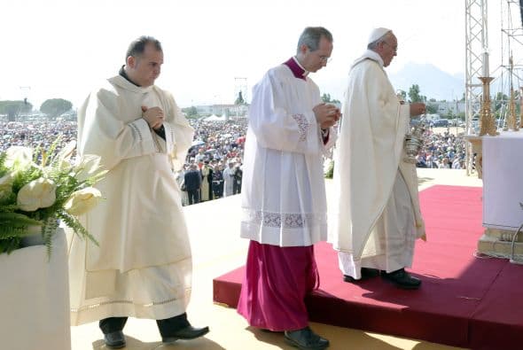 "No más víctimas de la Ndranghetta. Esto no puede volver a suceder, que ningún niño vuelva a sufrir de esta manera", condenó.