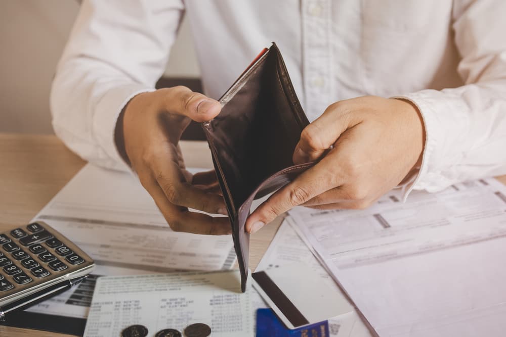 <b>TIGRE EN EL MES DEL PERRO 2021</b>
<br> 
<b>(Los nacidos en 1938, 1950, 1962, 1974, 1986, 1998, 2010)</b>
<br>Se van a presentar oportunidades y peligros como siempre. Tu desarrollo económico cambia, si has tenido problemas económicos que te angustian, este mes comienzan las soluciones aunque no son definitivas. Toma todo de una manera muy tranquila, y eso te cuesta trabajo porque eres muy impulsivo.
<br>