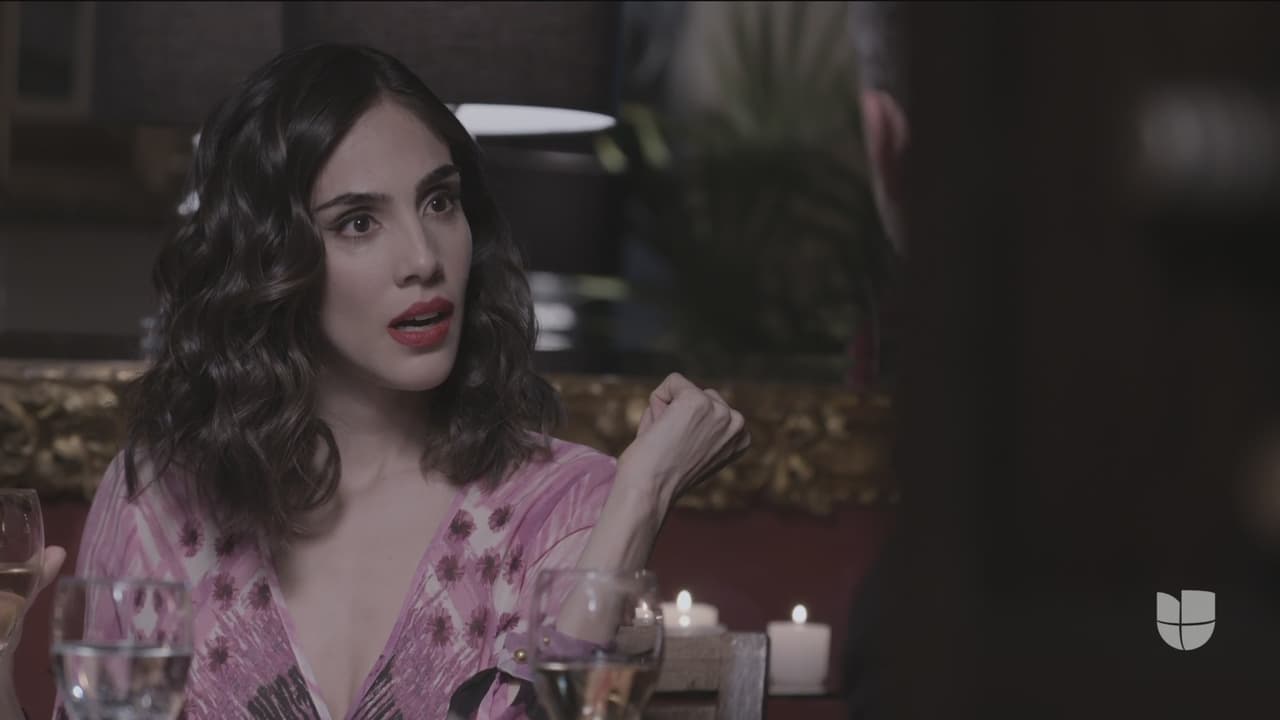 "Estás más confundido que Adán en un 10 de mayo", le dijo cuando él pensó que Paola le daría explicaciones por salir con otros hombres.
<br>