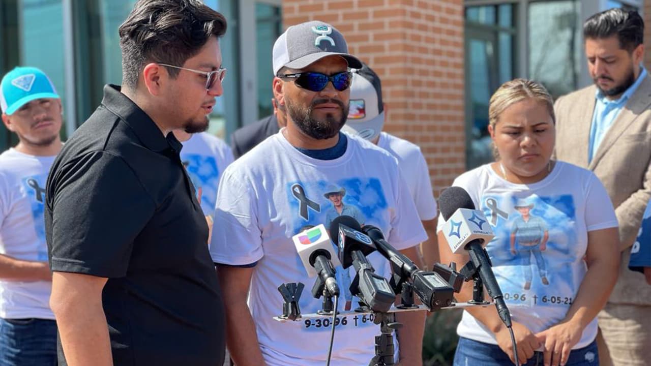 José murió el 6 de junio en la población de 
<a href="https://www.cityofneedville.com/" target="_blank">Needville, Texas,</a> cuando salía de una fiesta.