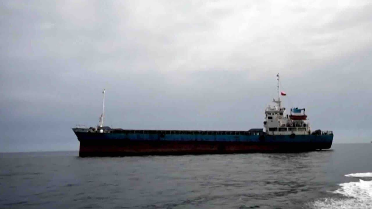 Irán vuelve a cerrar el Estrecho de Ormuz en medio de tensiones con EE.UU.