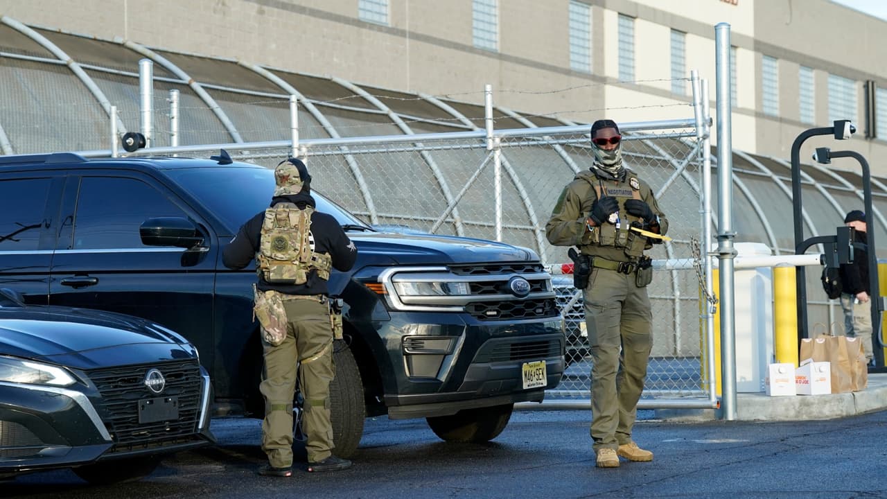 Empresas privadas podrán seguir operando centros de inmigración en Nueva Jersey, según corte