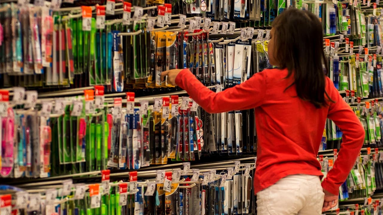 Consejos para ahorrar en la compra de útiles escolares 