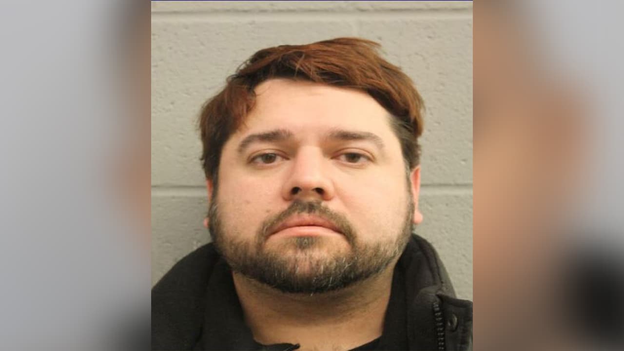 Kyle Huntley, está acusado de conducir alcoholizado por tercera ocasión, se le fijó fianza de $20,000.