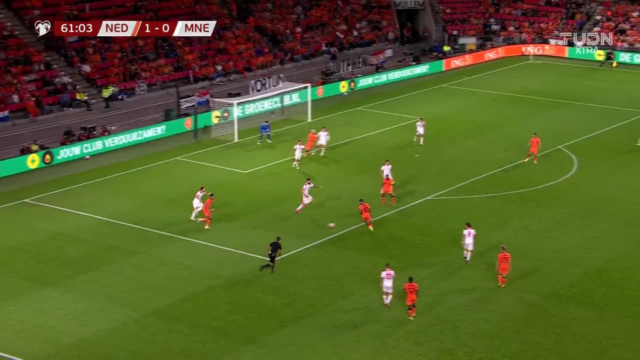 ¡Derechazo y al fondo! Memphis marcó su doblete ante Montenegro