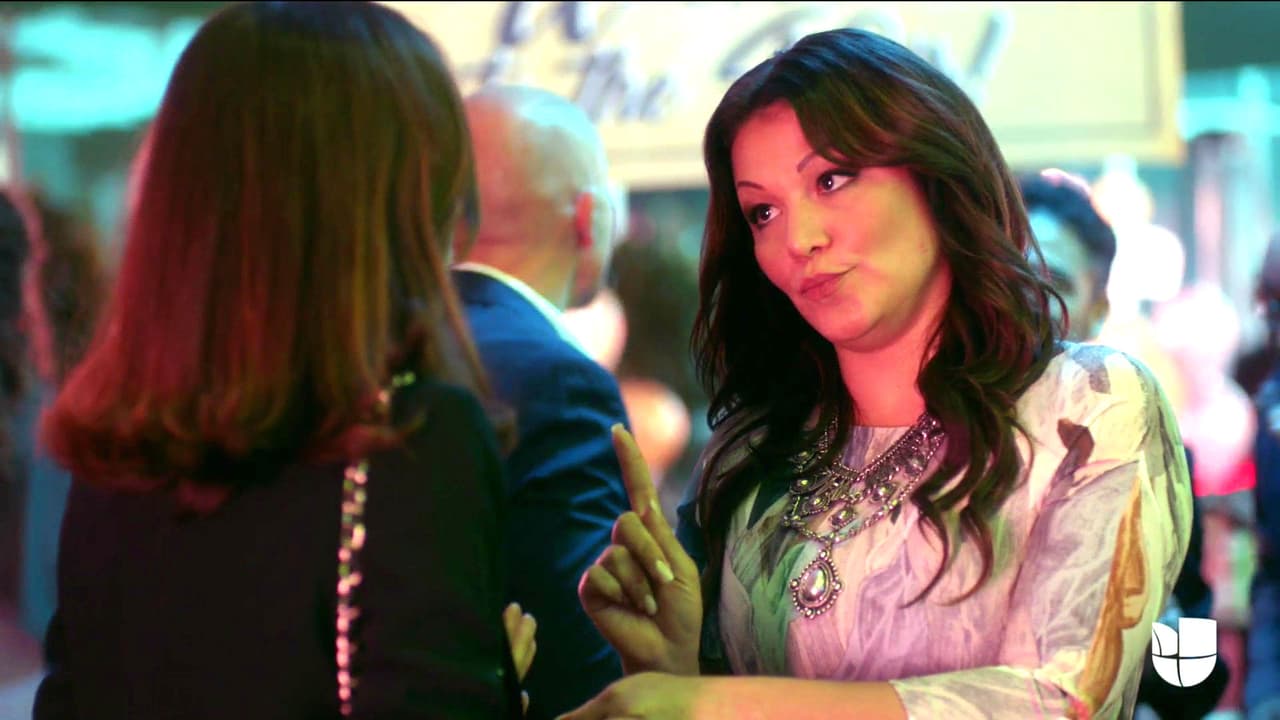 Le pidió que sea parte del equipo de trabajo que está organizando la boda.