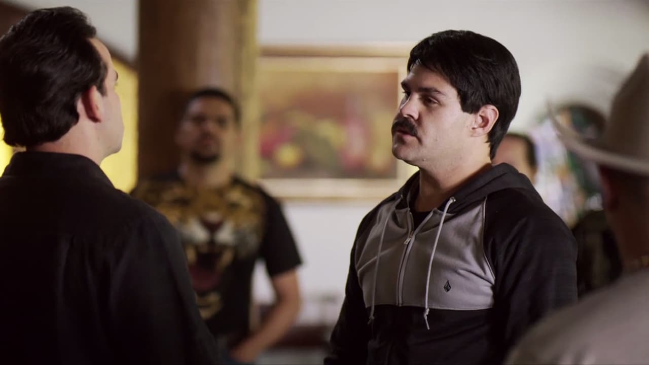 Sin embargo, el capo sinaloense le negó la petición y le sugirió no separarse de ‘La Federación’ ante la guerra con ‘El Cano’ y ‘Los Emes’. Además, le recriminó por el artero 
<b><a href="http://www.univision.com/series/el-chapo/rodolfillo-y-su-esposa-fueron-asesinados-por-ordenes-de-el-chapo-video#rel">asesinato que ‘Rodolfillo’ había cometido contra ‘El Jaguar'</a></b> y lo presionó para olvidarse de la sangre derramada y anteponer los negocios.