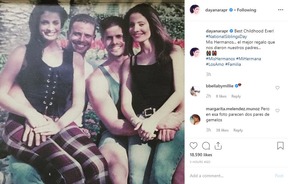 "¡La mejor niñez! Mis hermanos... el mejor regalo que nos dieron nuestros padres", escribió la ex Miss Universo en la publicación.