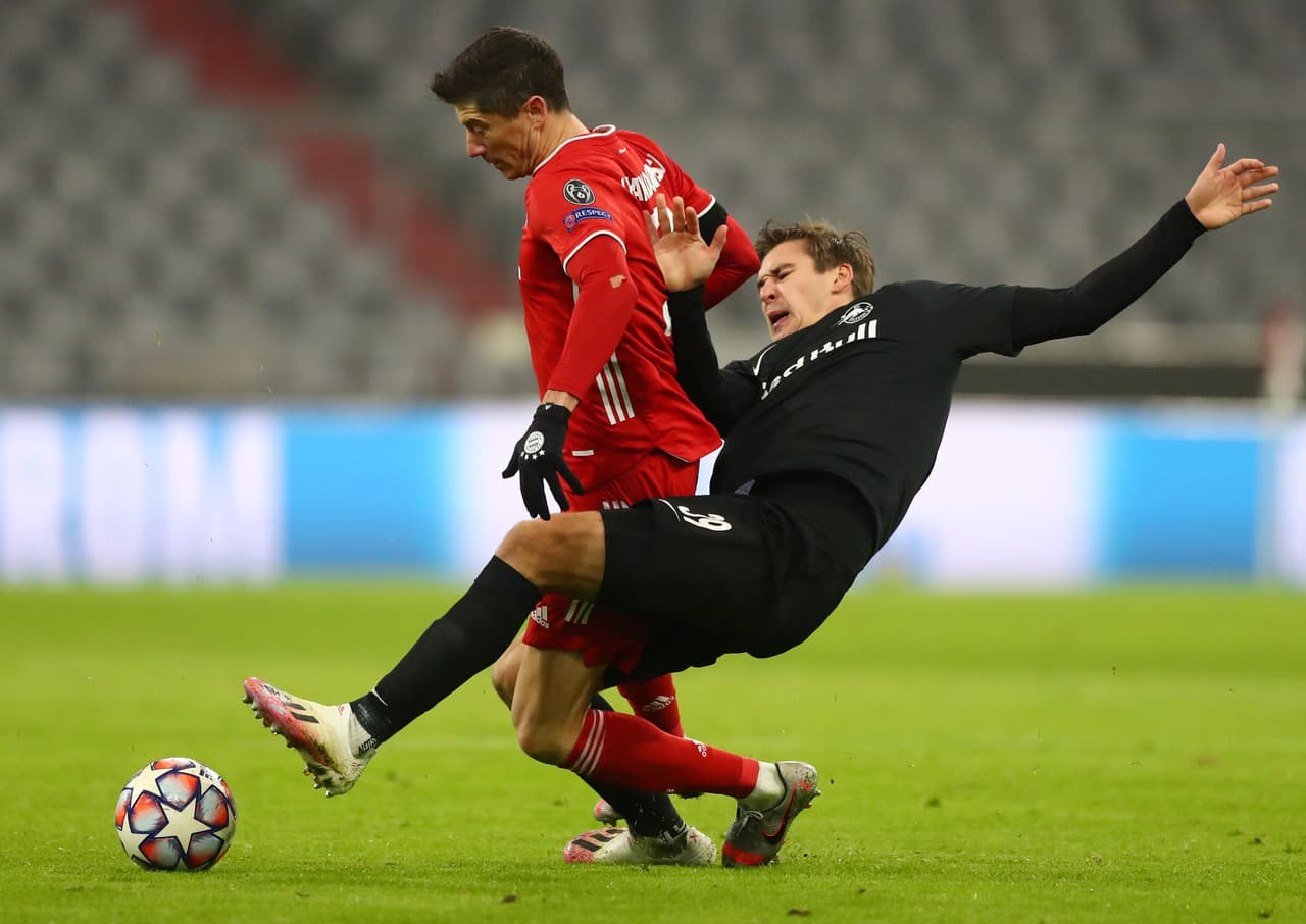 El conjunto alemán camina fácilmente hacia el triunfo y con un marcador de 3-1 sobre el RB Salzburg aseguran los tres puntos.