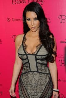 Al ganar $52.5 millones de dólares entre su reality show familiar, sus escándalos y sus empresas dentro del mundo de la belleza y el showbiz.