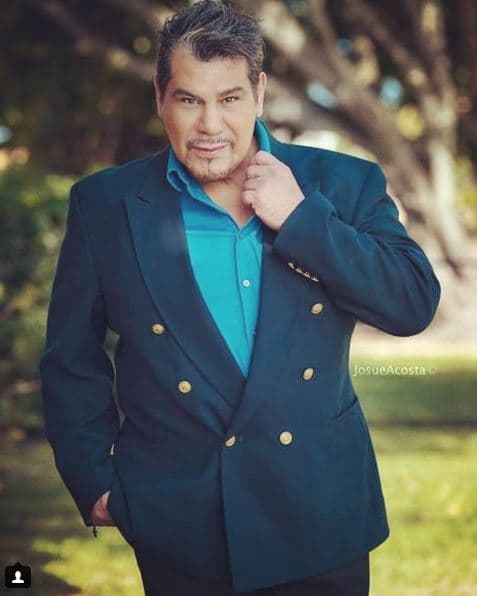 El actor ha dedicado su vida a la actuación y en su mayoría en comedias musicales en teatro en Estados Unidos. Participó en telenovelas como 'Carrusel de las américas' y 'La pícara soñadora'.