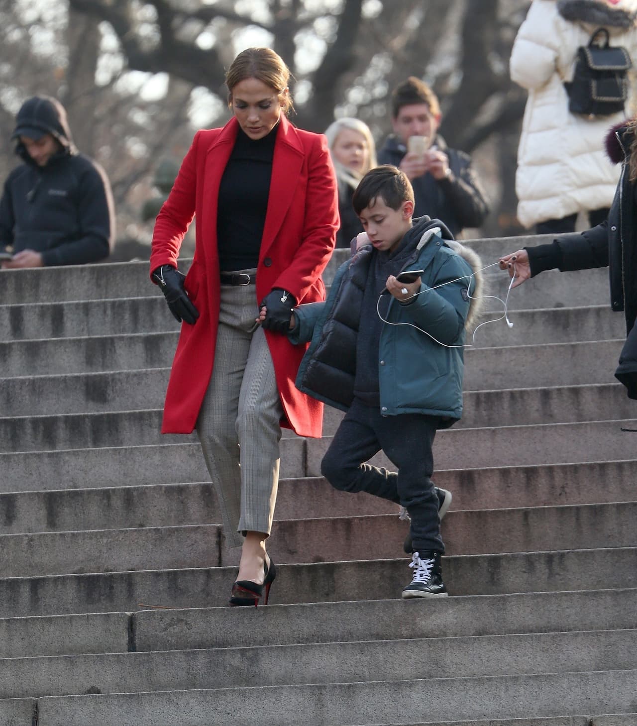 No niega que le gustaría tener más tiempo para seguir creando. Incluso en estos días, cuando filma 'Second Act', aprovecha para compartir con sus hijos en el set.