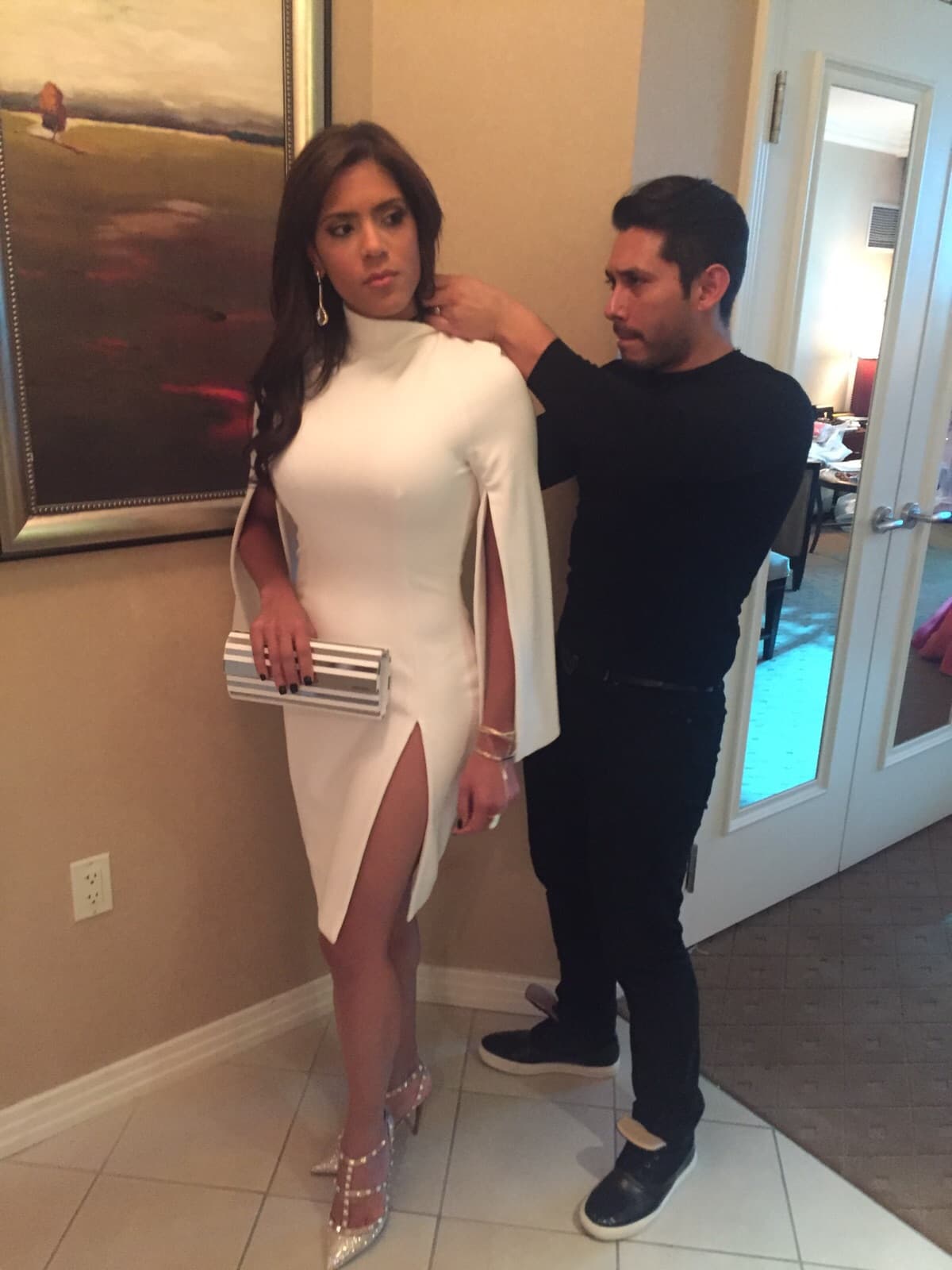 La conductora quiere lucir impecable así que se asesoró lo más que pudo para lucir bella.