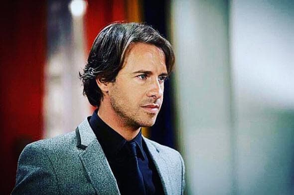 El pasado 21 de septiembre Gascón sorprendió al anunciar, durante el programa
<a href="https://www.facebook.com/DePrimeraManoImagenTV/videos/333705870529327/?__xts__%5B0%5D=68.ARDQzrnBsvAXLv_OOM1SKUTEKz4Y-Sa_PfZpoW3ztgyuGtsQd0-_5hIjai5CB5RAdI5NKU8kIeG6IRxgeVV_-sj-tPrbif8dTZWwUr2txZW_At17Nmza3ex7fCaofmYdxv1fTwiSLGLAwIXSf3Xq55TxFdz0200bjuZ291s7KbYMeyKyFMMe&__tn__=-R" target="_blank">De primera mano</a>, que tenía una nueva identidad: Karla Sofía.