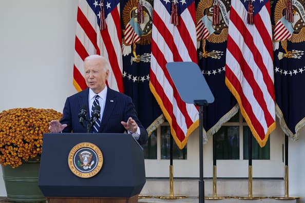 El presidente Joe Biden dando su primer discurso desde que se conocieron los resultados electorales.