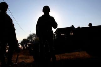 Los agentes federales investiga el caso.  