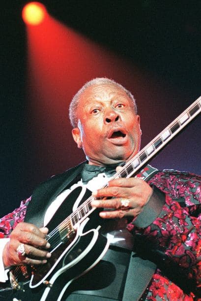 Las hijas del cantante denunciaron que en sus últimos meses de vida, su mánager y su asistente personal le suministraron sustancias extrañas.