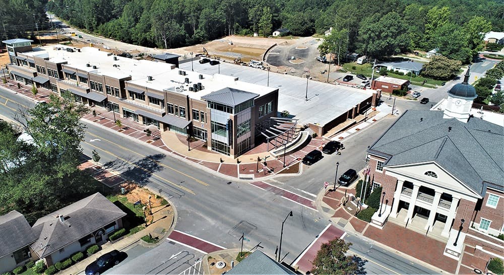 <b>1. HOLLY SPRINGS</b>: tiene la tasa de delitos contra la propiedad más baja del estado, 6.6, y tiene la tercera tasa de delitos violentos más baja, 0.6.