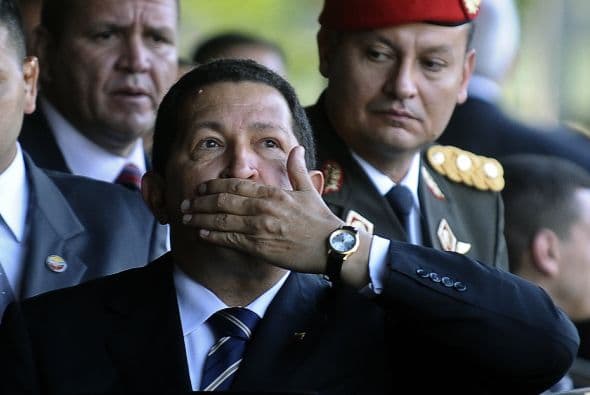 "Gracias al pueblo venezolano por su fe, su confianza, su persistencia, su fuerza y su conciencia", indicó el gobernante izquierdista tras exhortar a sus seguidores a renovar "la fuerza" y la "capacidad de lucha" para avanzar "por el rumbo que señala el pueblo".