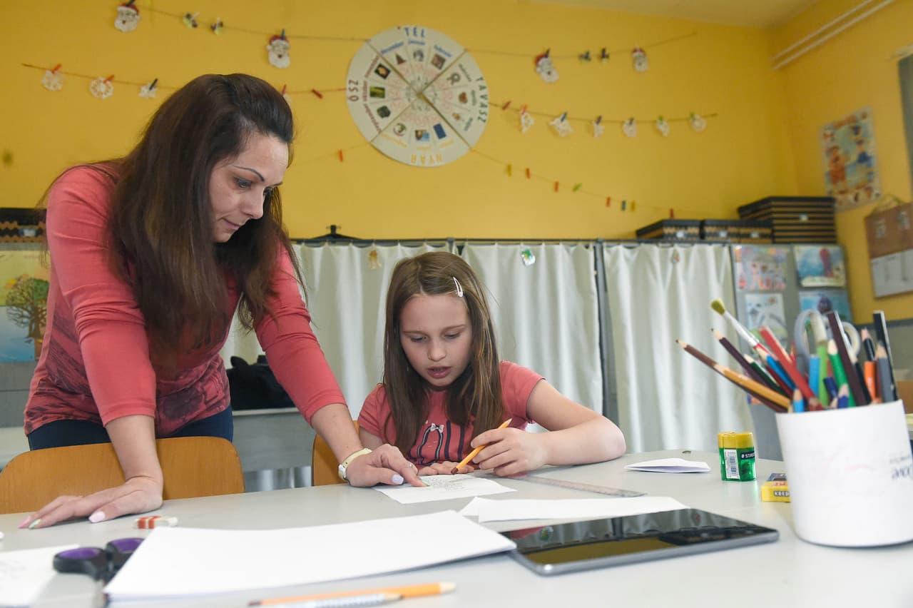 Las escuelas del norte de California se preparan para dar clases a distancia el resto del año escolar