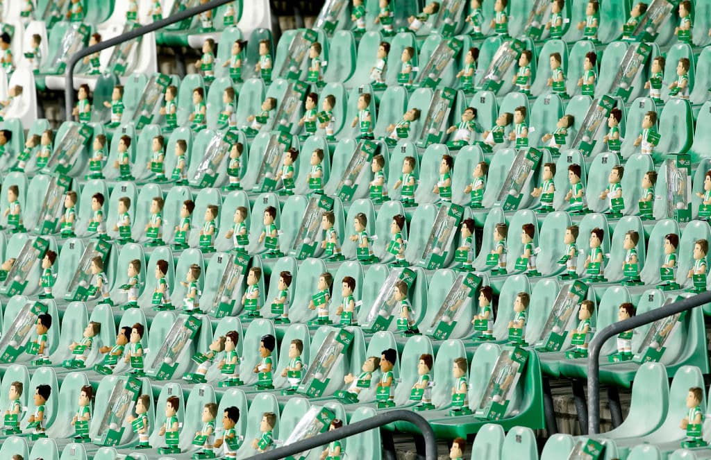 Real Betis no puede con Eibar, pierde 0-2 y se encuentra a dos posiciones del descenso en La Liga. Yoshinori Muto se encargó de hacer el primer tanto para su equipo, seguido de Esteban Burgos, quien cobró penal a favor de su equipo para llevarse la victoria en el Benito Villamarín.