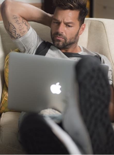 En sus redes sociales el astro enseña a sus seguidores lo mucho que trabaja.