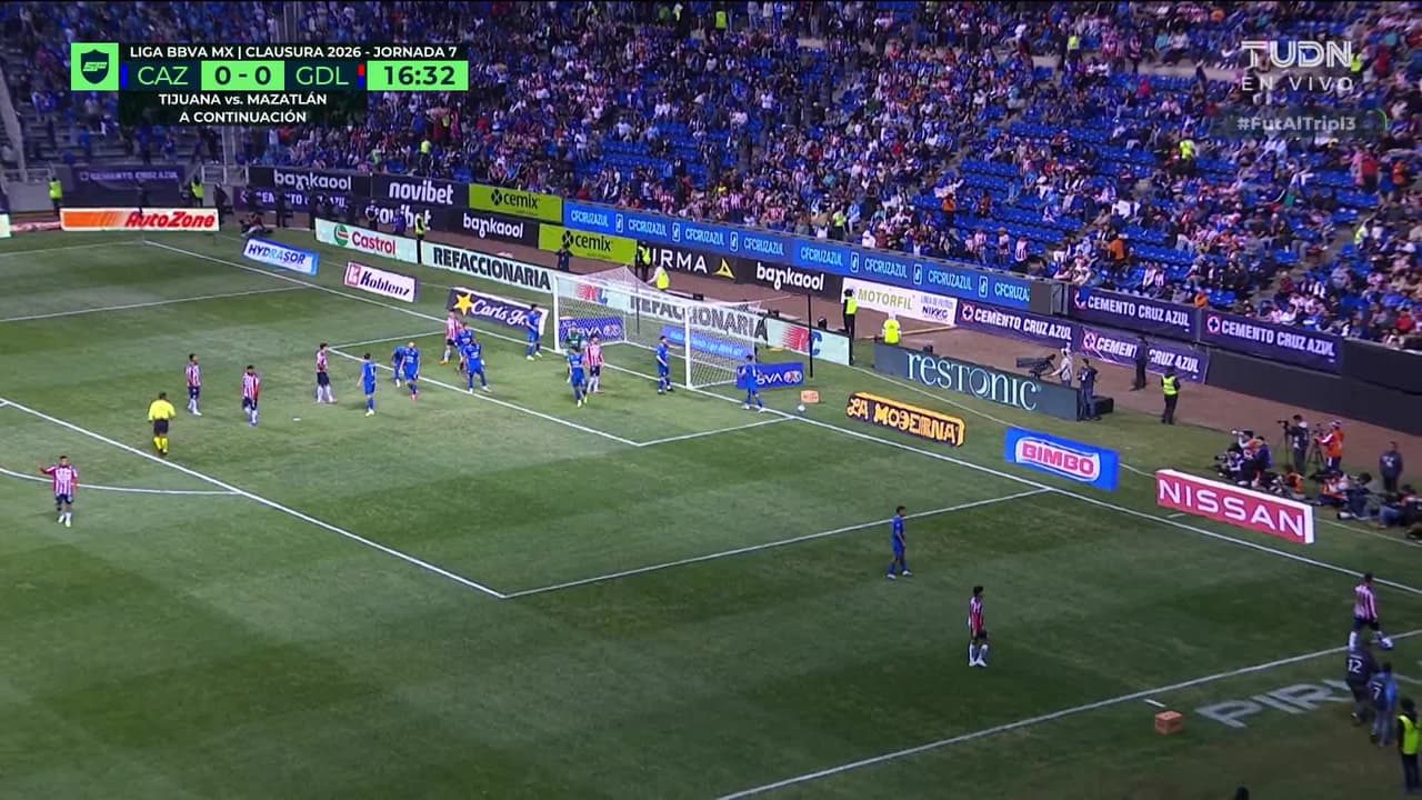 ¡TIRO ATAJADO! disparo por Diego Campillo.