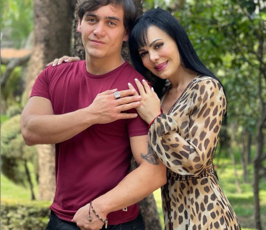 "Siempre va a venir quién, pero cuando tienes una familia, tal vez es bueno luchar". 
<br>