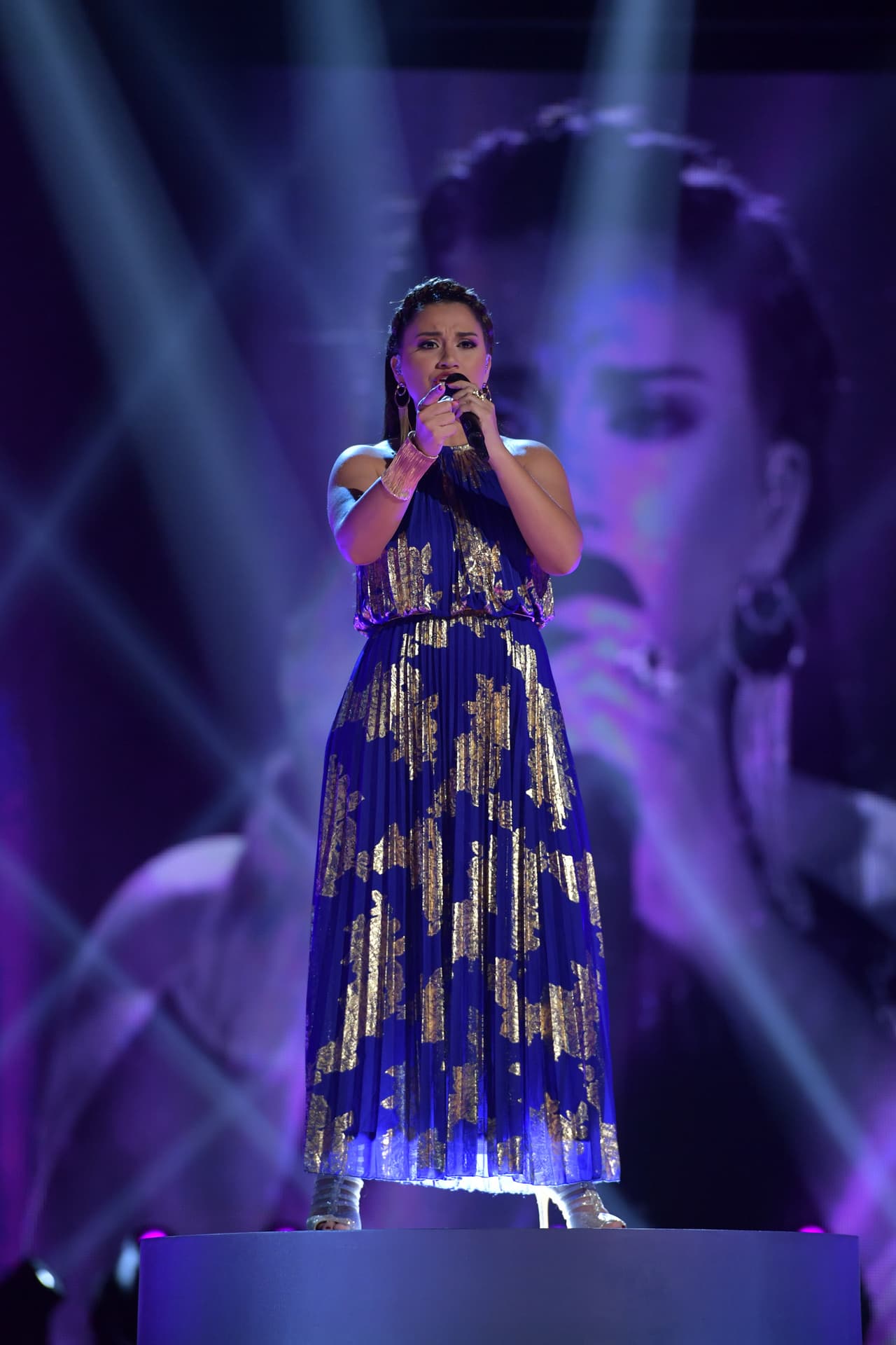 Con esta canción, Lluvia quería asegurar su permanencia en la competencia.