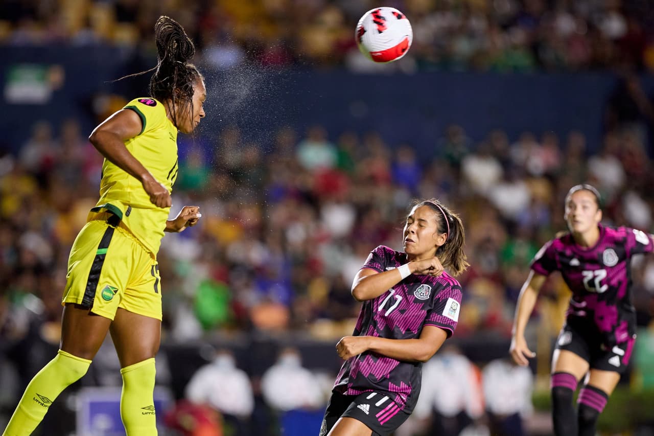 México fue derrotado por Jamaica en el debut dentro del Premundial Femenil y se complica el pase a la Copa del Mundo.