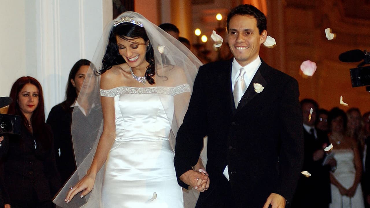 Dayanara Torres le dice adiós a una valiosa pieza que usó en su boda con Marc Anthony