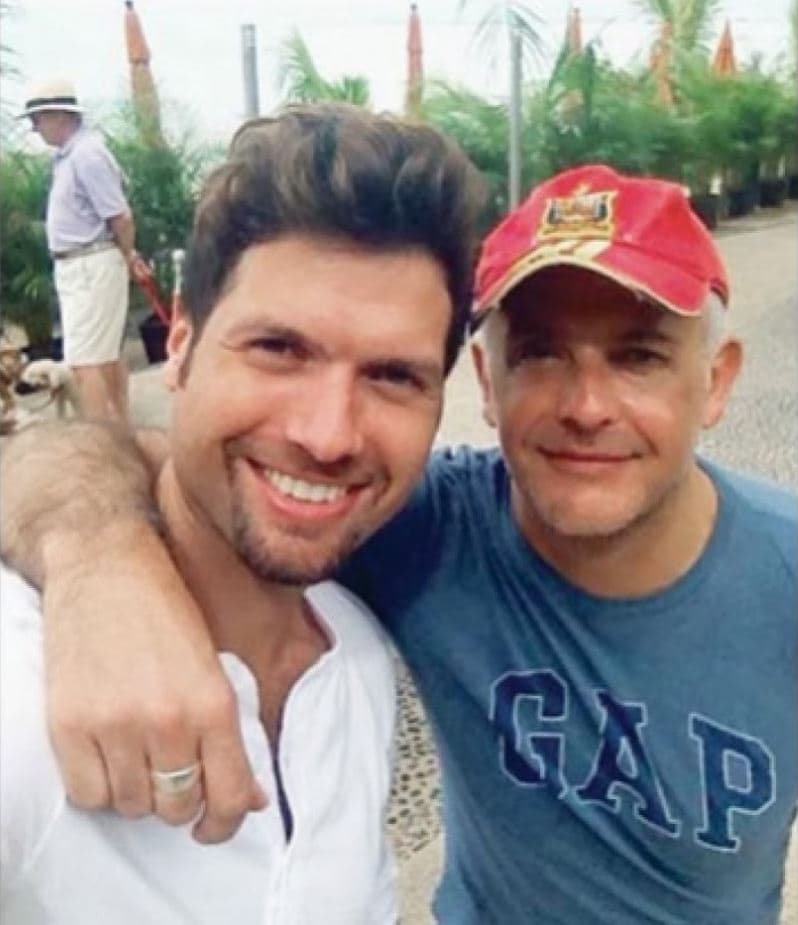 Mauricio también se divorció de Emilio Solís, quien tuvo una amistad con Lisset por el trato con Mauricio. “Sin duda, fue como si se hubiera casado mi hermano” dijo Lisset.