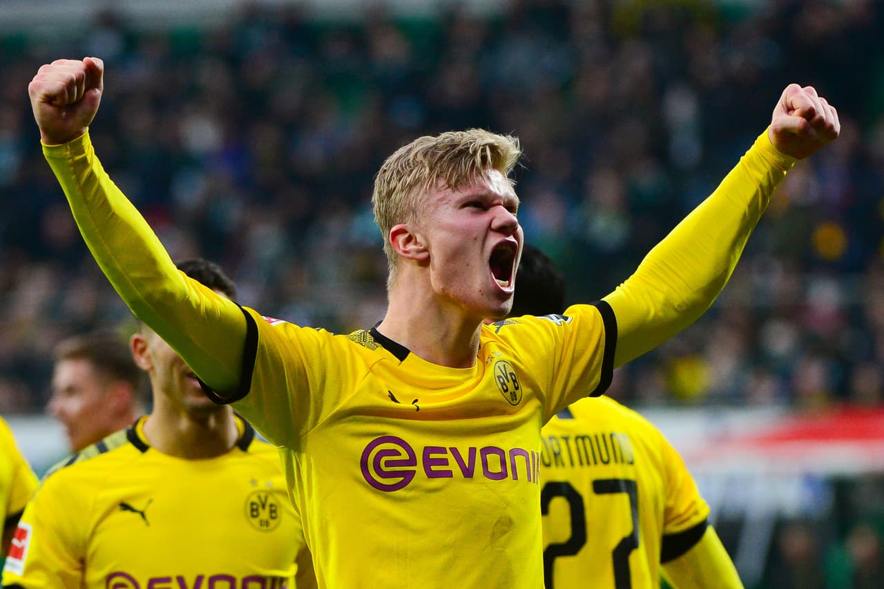 Erling Braut Haaland (Salzburgo/Dortmund): 10 goles | El jugador de 19 años tuvo un espectacular debut en la fase de grupos con el Salzburgo, marcando ocho goles (incluyendo dos penaltis) en 374 minutos, dando también una asistencia. Ha hecho historia convirtiéndose en el primer jugador en marcar con dos clubes en una misma edición de la UEFA Champions League (de la fase de grupos en adelante) con su doblete para el Dortmund ante el Paris.