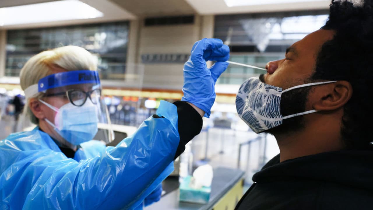 “Estamos viendo una escasez de pruebas”: Departamento de Salud de California sobre exámenes de contagio