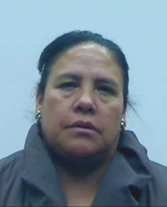 <h3 class="cms-H3-H3">Mery Natividad Saravia Rodríguez</h3>
<br>
<br>Con 60 años cumplidos, esta boliviana es buscada por la oficina de la Interpol en Argentina debido a que es acusada de
<a href="https://www.interpol.int/How-we-work/Notices/View-Red-Notices#2019-61799" target="_blank">coacciones agravadas por el empleo de armas de fuego y asociación ilícita. </a>
<br>
<br>
<br>