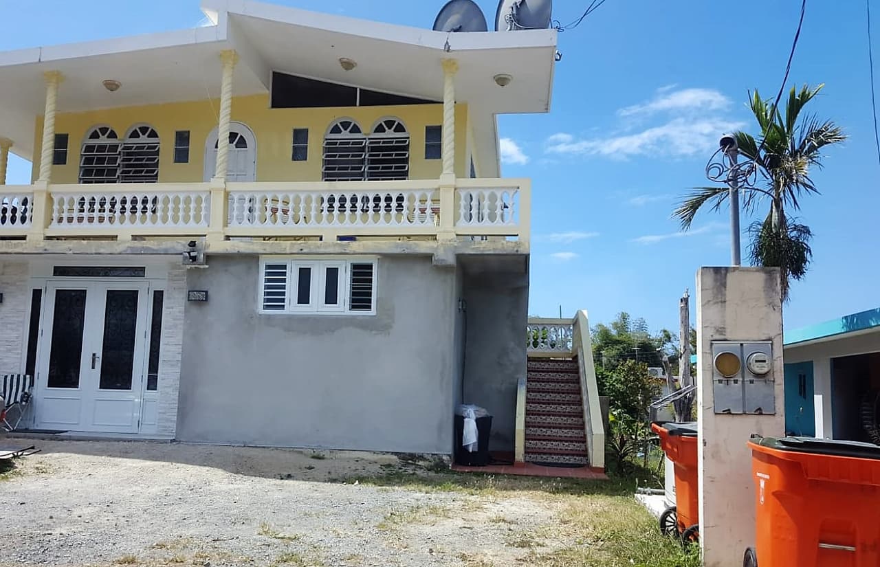 Acusan al Alcalde de Rincón de robarse el servicio de luz