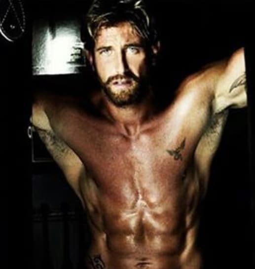 En su cuenta de Instagram aparecen fotos que ha subido de unos años atrás en los que se ve muy sexy y sin duda sigue manteniendo ese gran cuerpo.