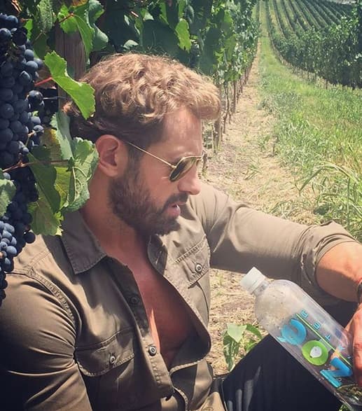 Lo mejor de todo es que muy pronto el actor va a regresar a la pantalla chica con la nueva producción José Alberto Castro. Gabriel Soto será el protagonista de “Vino el amor”.