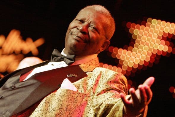 Las hijas del cantante también sostuvieron en un video publicado en Internet que ambos socios impidieron que los miembros de la familia de King lo visitaran en sus últimos días.