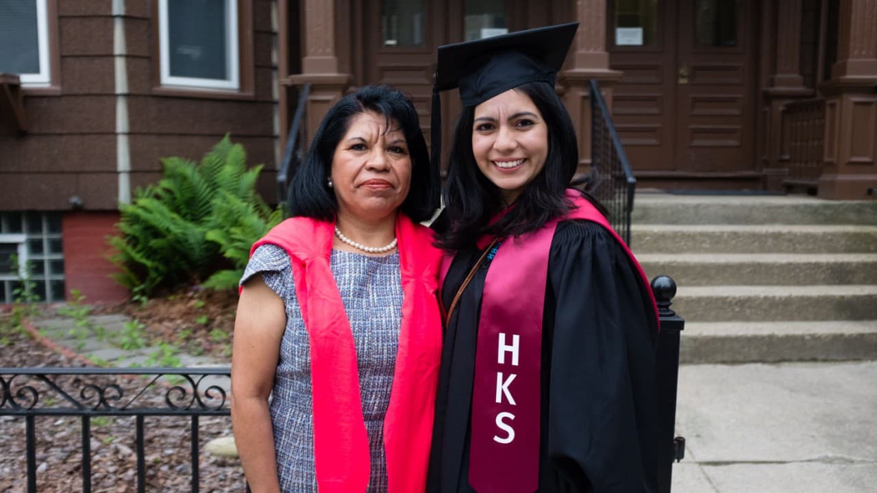 Harvard graduates daughter of undocumented Mexican 