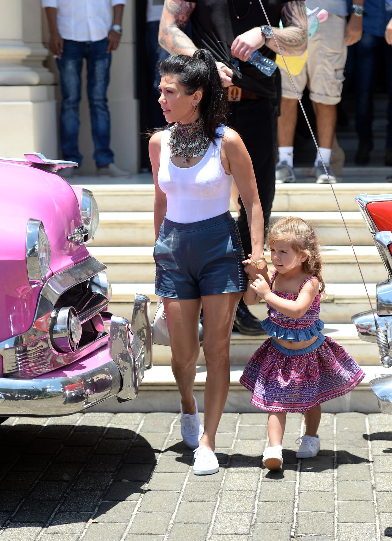 Kourtney también viajó con sus tres hijos.