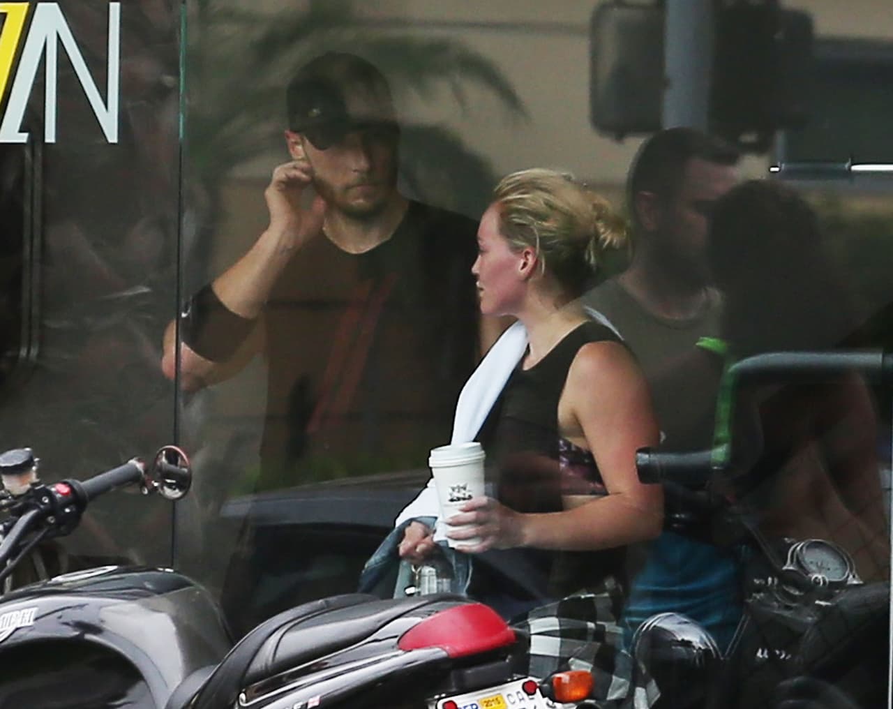 Hilary dejó de lado su rutina para atenderlo.